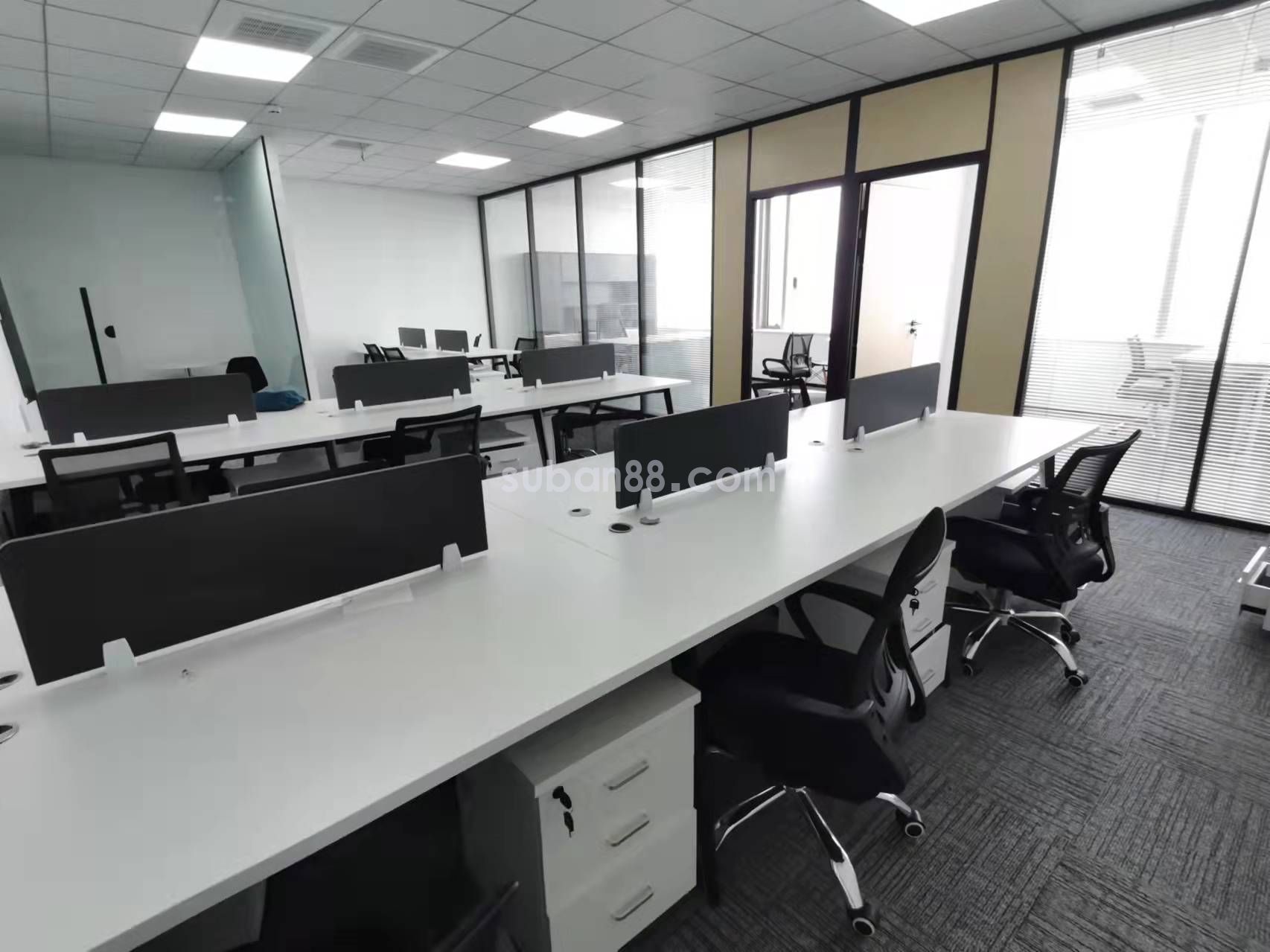 苏州市工业园区 甲级写字楼 豪装带家具 湖景房-图8