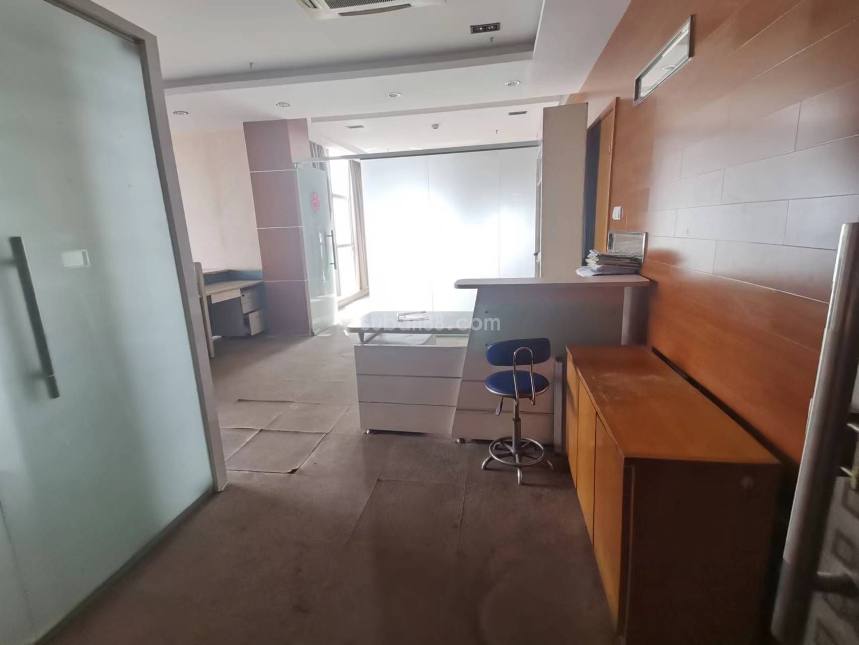 苏州市工业园区创展大厦 精装98平房东直租-图7