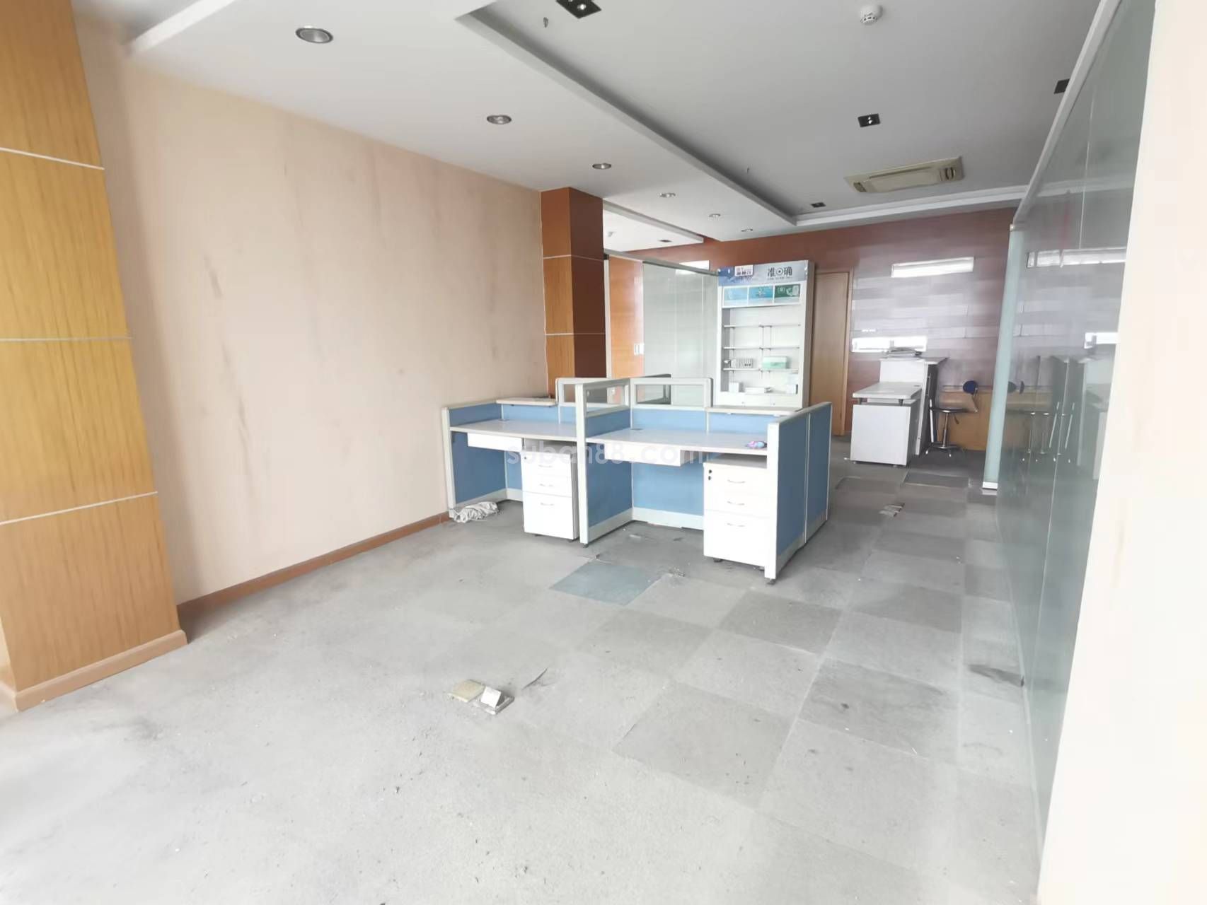 苏州市工业园区创展大厦 精装98平房东直租-图3