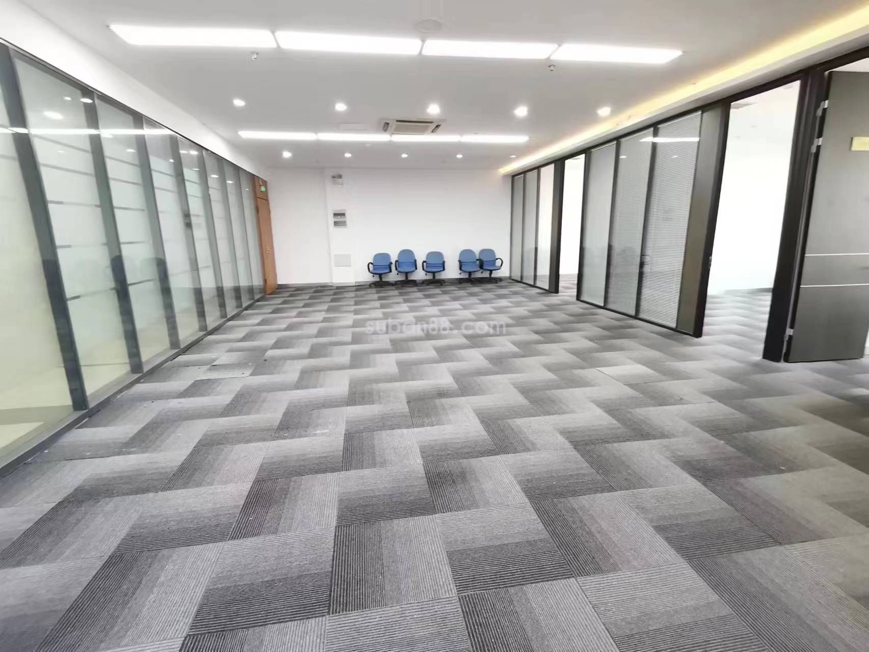 苏州市工业园区 凤凰国际大厦甲级写字楼 精装配家具 甲方直招-图5