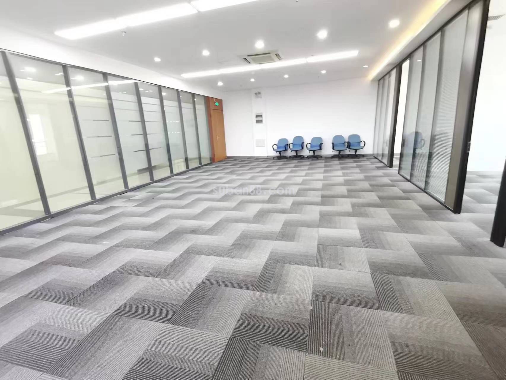 苏州市工业园区 凤凰国际大厦甲级写字楼 精装配家具 甲方直招-图8