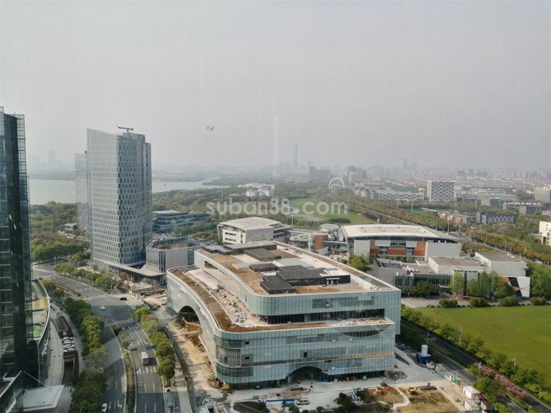 中新大厦精装隔断 高区湖景办公-图1